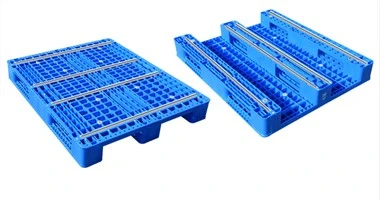 Ekstrudirana plastična paleta koja se može postaviti u police